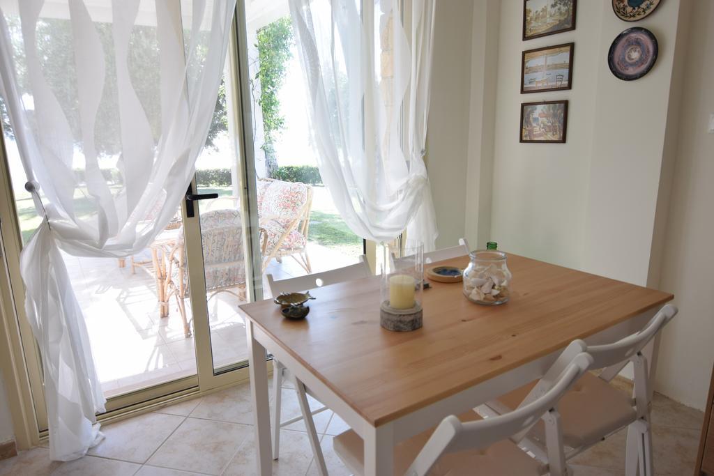 Villa Anemi Nea Skioni Bagian luar foto
